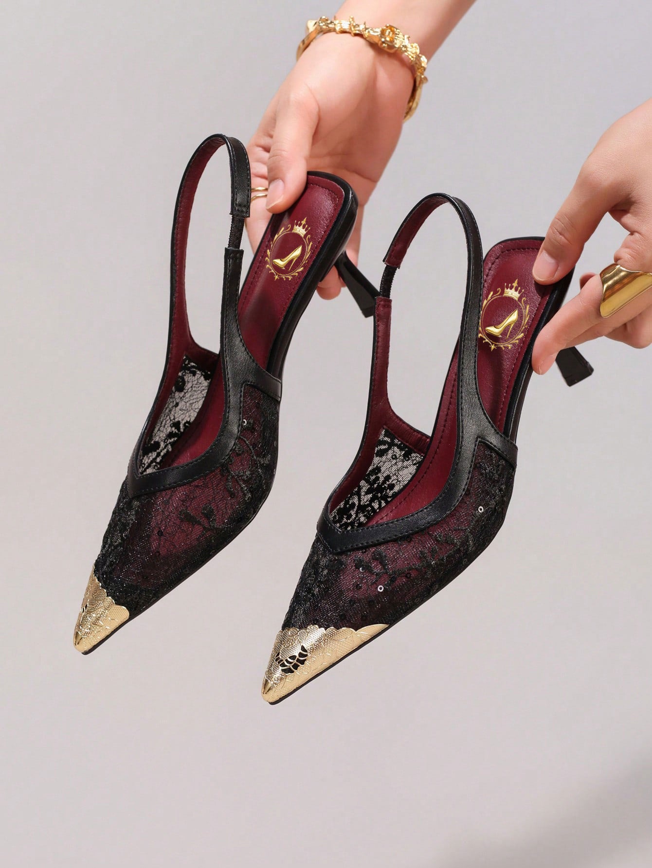 Fashionable Lace Embroidered White High Heels, Metal Toe Sexy Pointed Toe Super High Heel Party Shoes, Elegant Wedding Shoes, Stilettos Sandals For Women