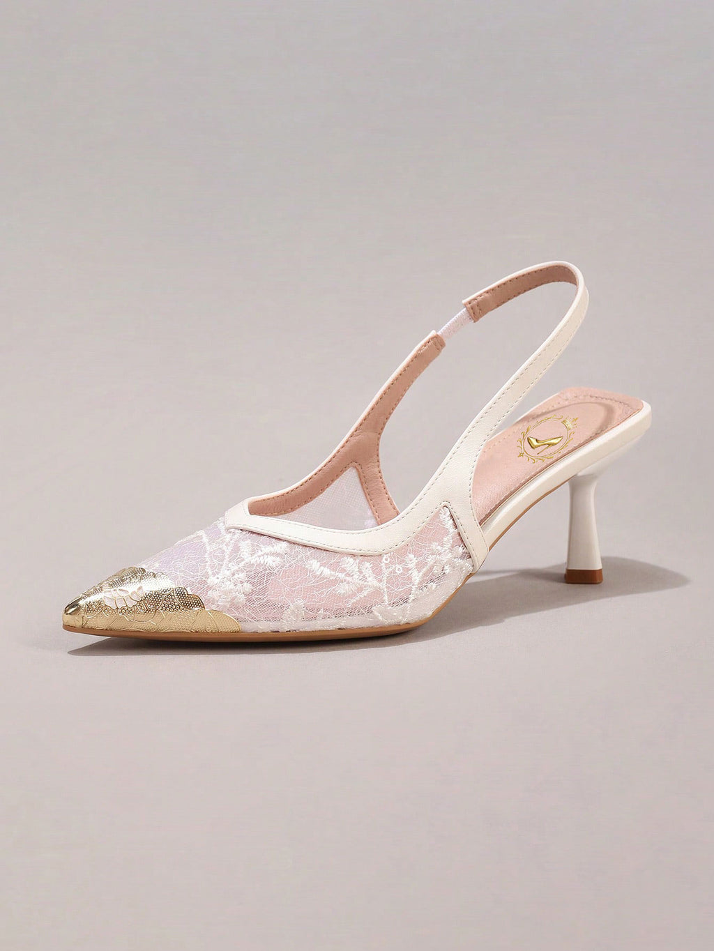 Fashionable Lace Embroidered White High Heels, Metal Toe Sexy Pointed Toe Super High Heel Party Shoes, Elegant Wedding Shoes, Stilettos Sandals For Women